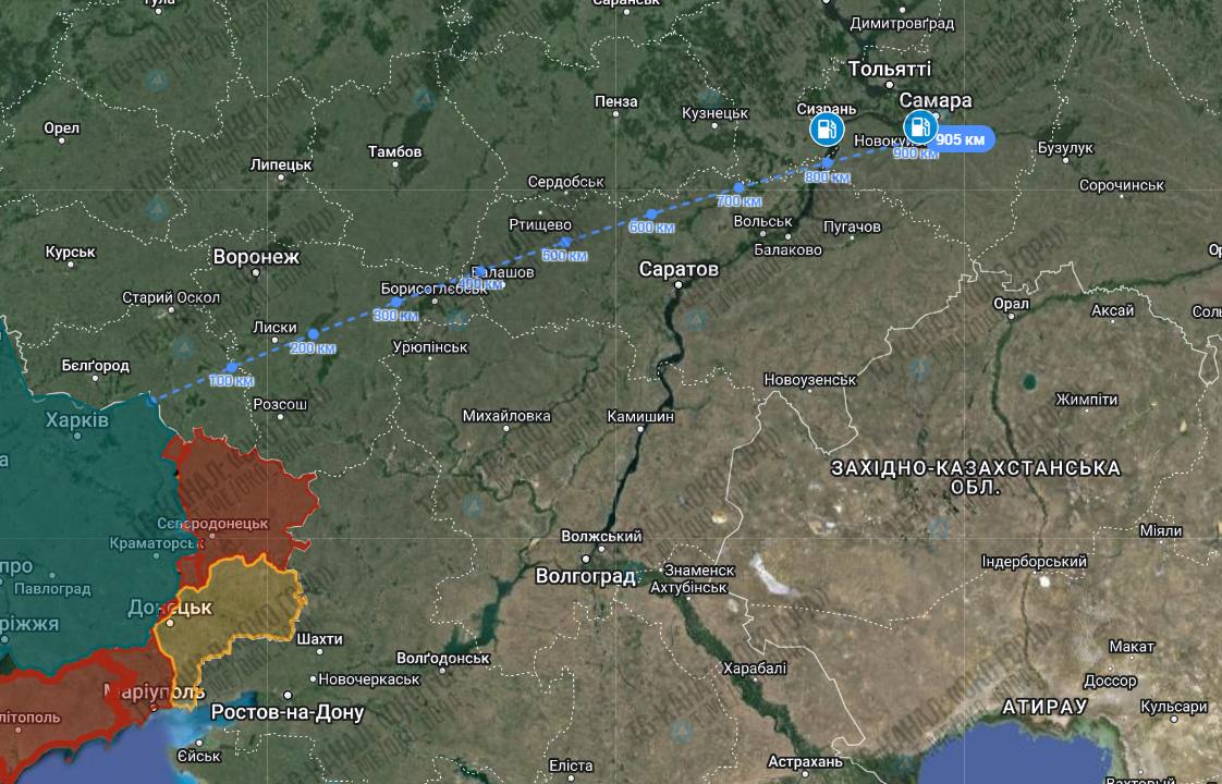 Zasiahnuté rafinérie sa nachádzajú viac ako 900 kilometrov od ukrajinskej hranice.