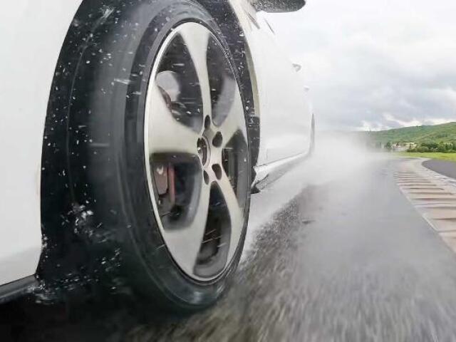 Letne pneumatiky Tyre Reviews
