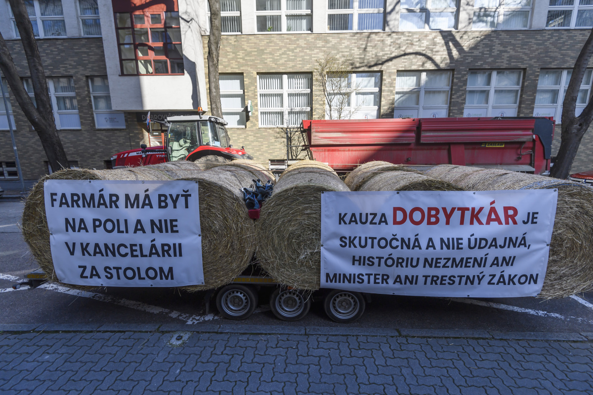 SR MPRV farmári poľnohospodári protesty BAX