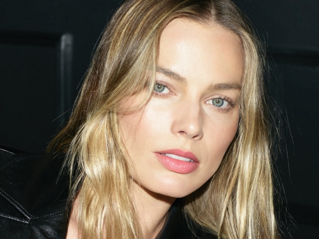 Margot Robbie 