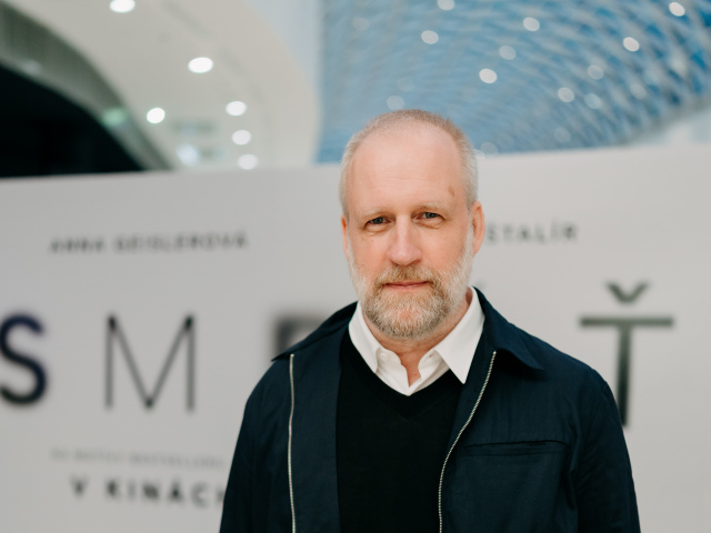 Režisér Peter Bebjak na premiére filmu Smršť. 