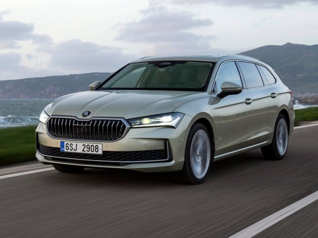 Škoda Superb Combi - 2024