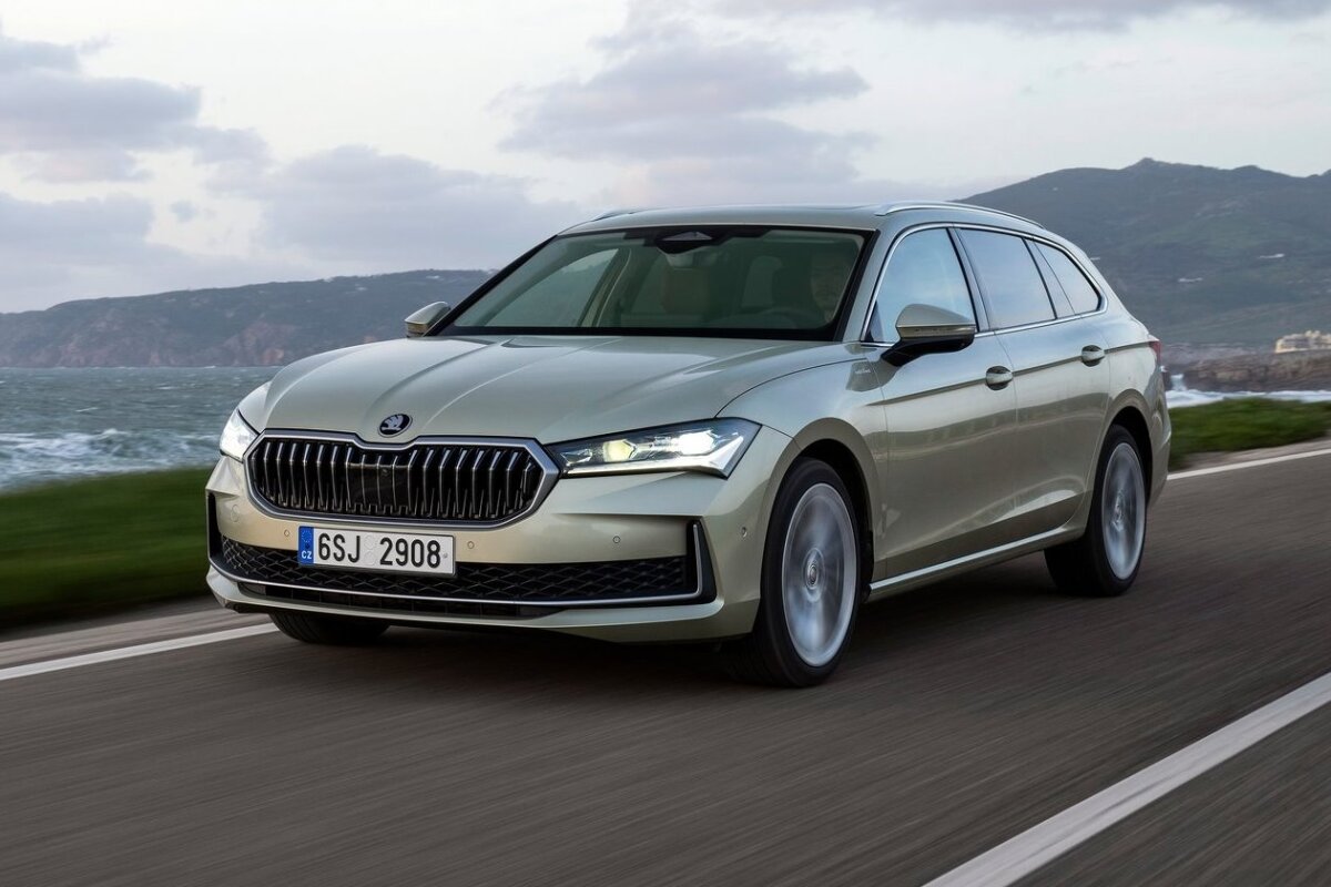 Škoda Superb Combi - 2024