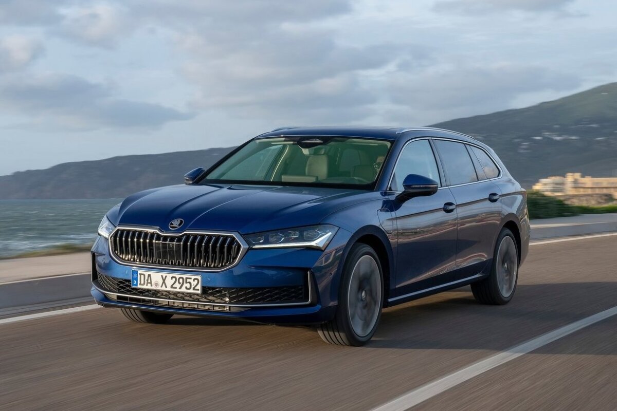 Škoda Superb Combi - 2024