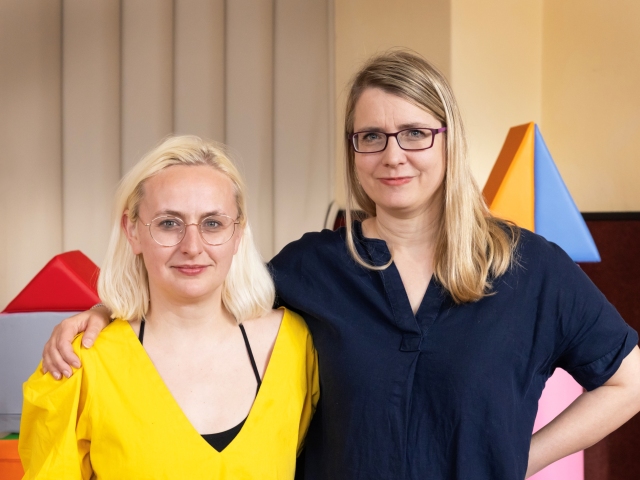 Scenár k seriálu Decko napísali Kateřina Krobová a Lucie Macháčková.