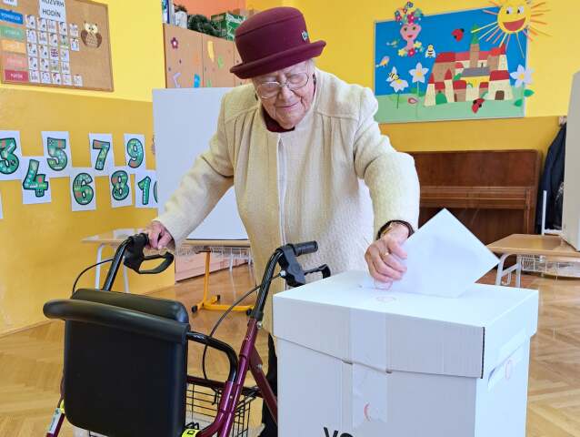 Méta Eleonóra Zacharová, prezidentské voľby, Svit