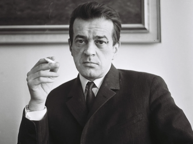 Miroslav Válek