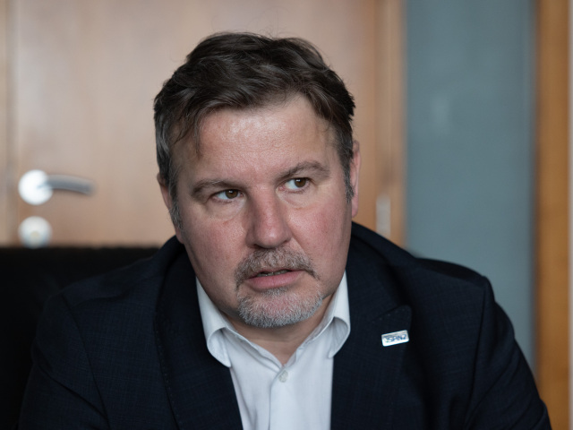 RICHARD KVASŇOVSKÝ