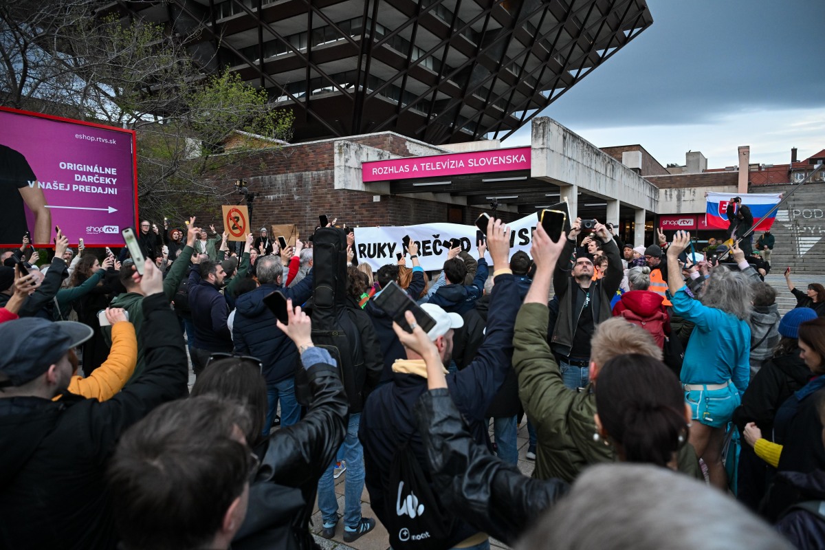 SR Bratislava RTVS protestný pochod BAX
