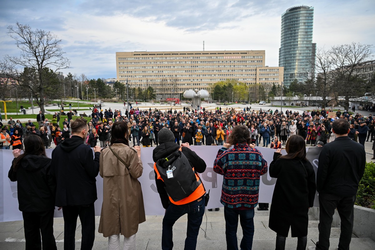 SR Bratislava RTVS protestný pochod BAX