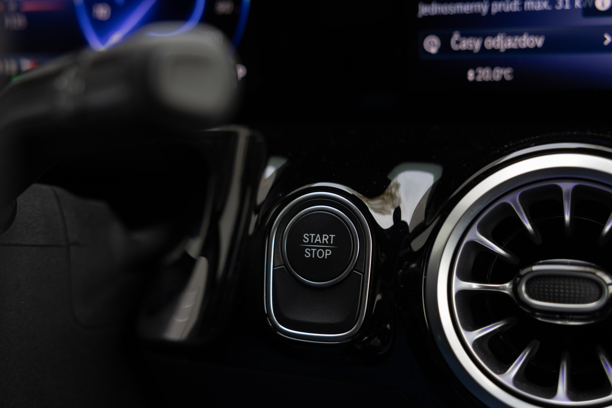 Mercedes-Benz EQA 350 4Matic - test 2024