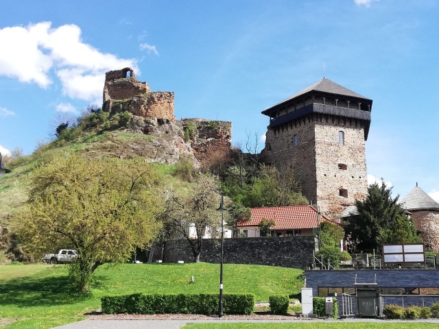 hrad, Fiľakovo