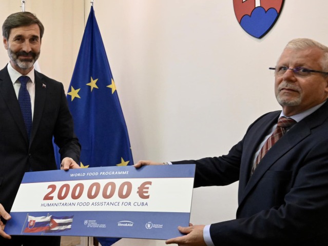 Rafael Paulina Pino Bécquera / Juraj Blanár /