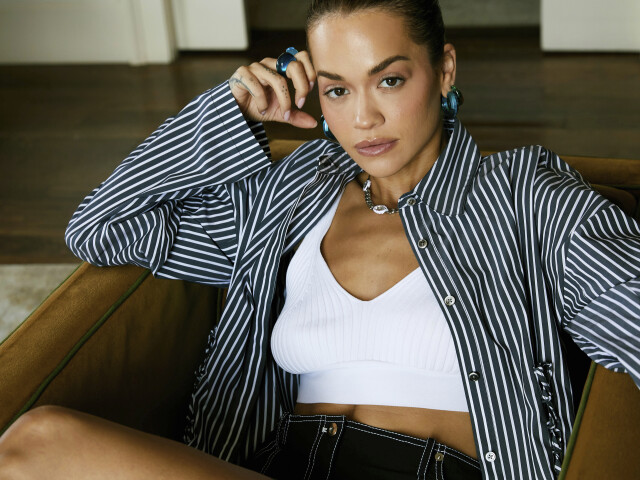 Speváčka Rita Ora pre promovaní albumu You & I.