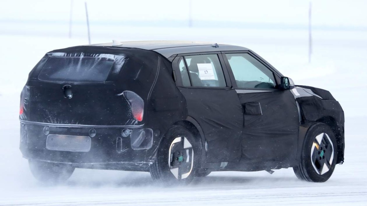 Kia EV3 - testovací prototyp 2024