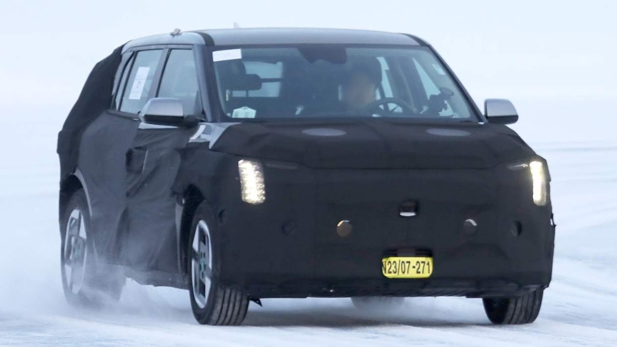 Kia EV3 - testovací prototyp 2024