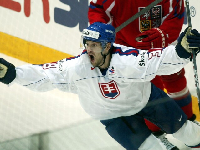 04. Pavol Demitra
