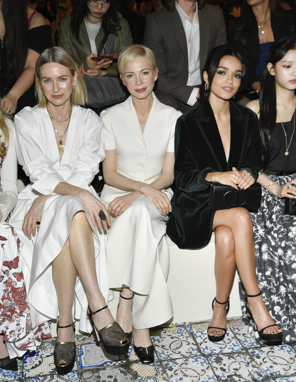 Zľava: Herečky Naomi Watts, Michelle Williams a Rachel Zegler.