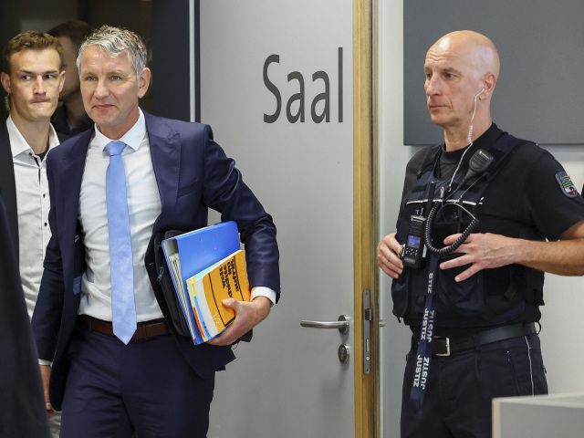 Nemecko Halle Súdy Höcke AfD Proces Začiatok