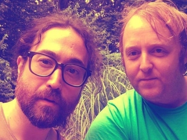 Sean Ono Lennon a James McCartney