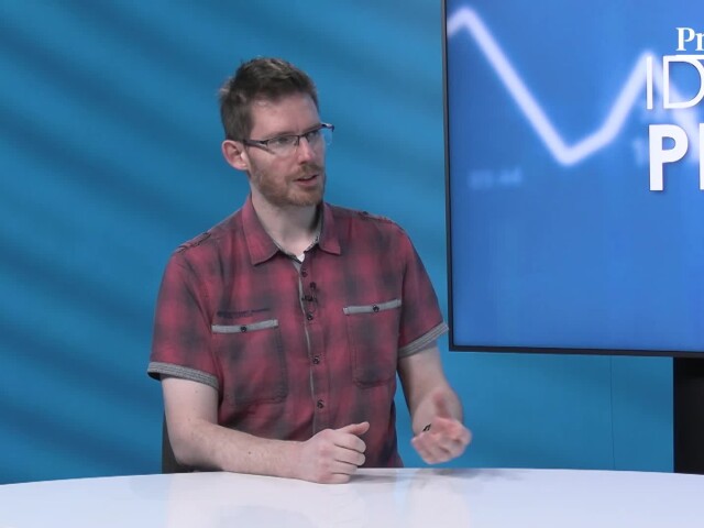 Michal Reiter, touchIT, Ide o peniaze