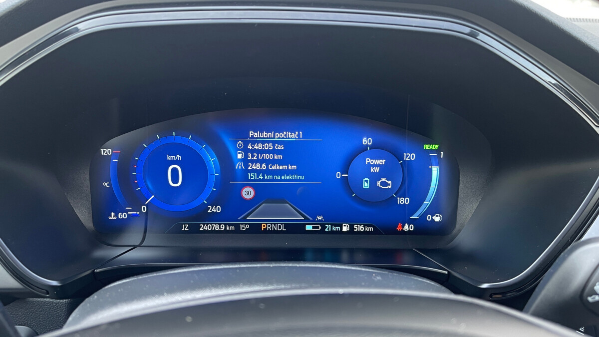 FORD Kuga 2.5 Duratec PHEV (2024)