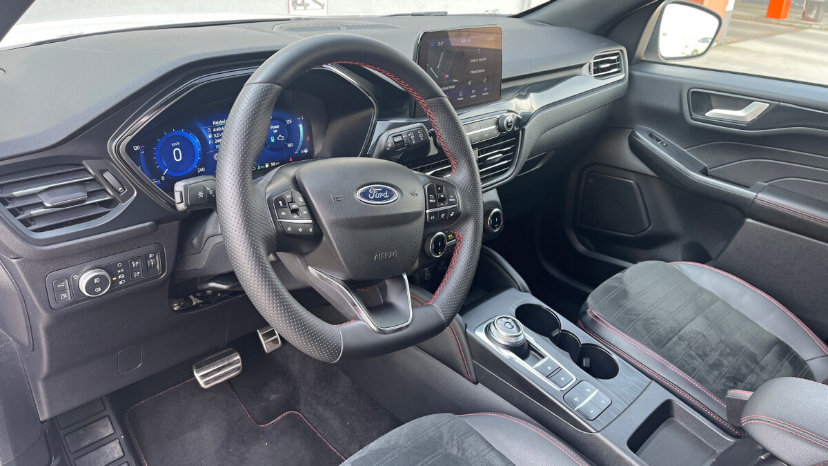 FORD Kuga 2.5 Duratec PHEV (2024)