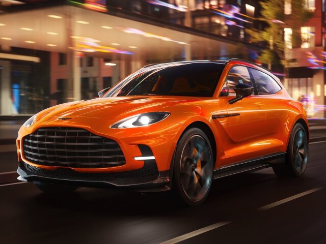 Aston Martin DBX707 - 2024