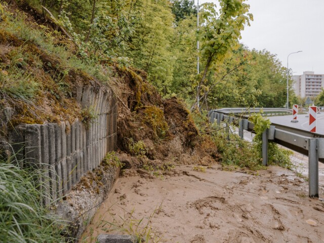 zosuv svahu, klokočina, nitra