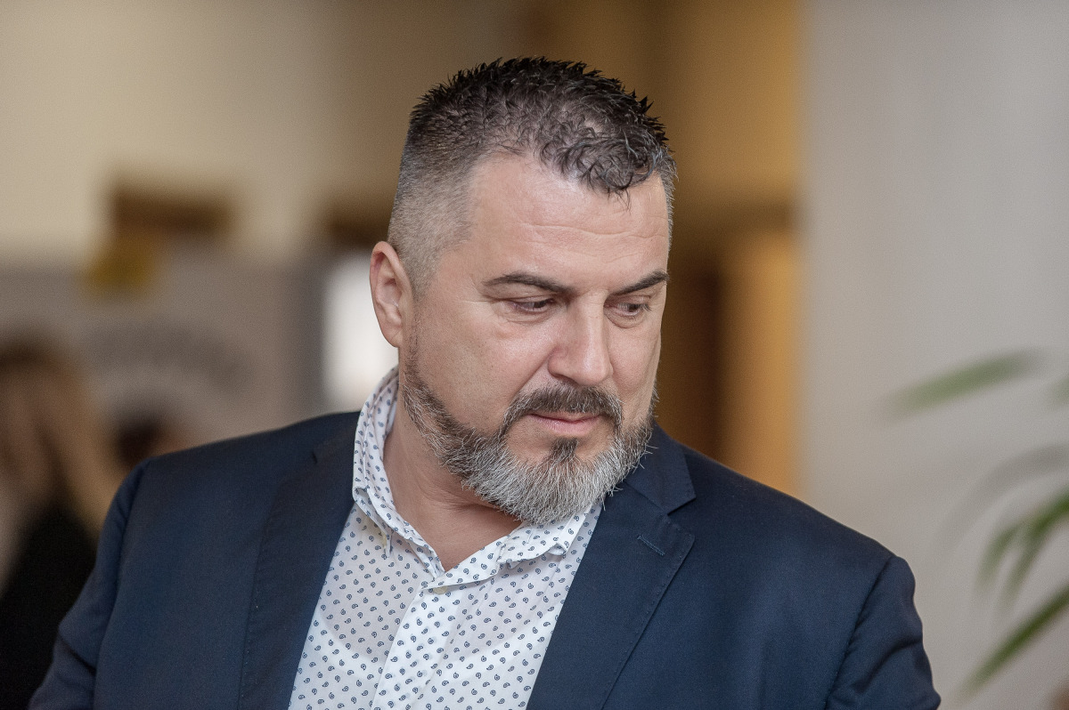 Mikuláš Černák, Ján Kán
