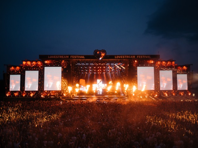 lovestream, festival, koncert, šou, show,