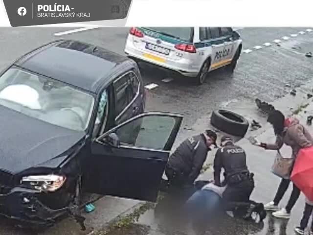 polícia oživovanie