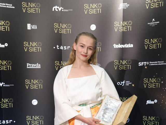 Dana Droppová s cenou Slnko v sieti