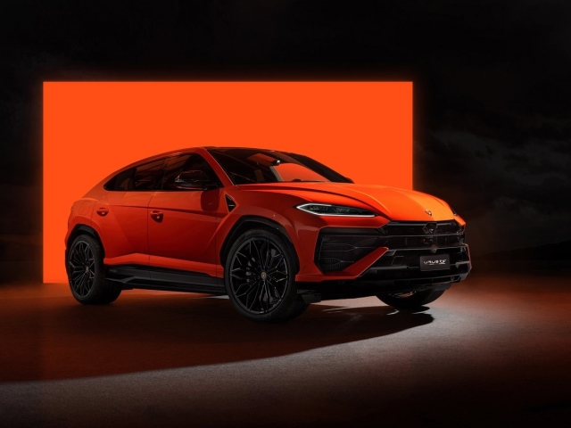 Lamborghini Urus SE 8