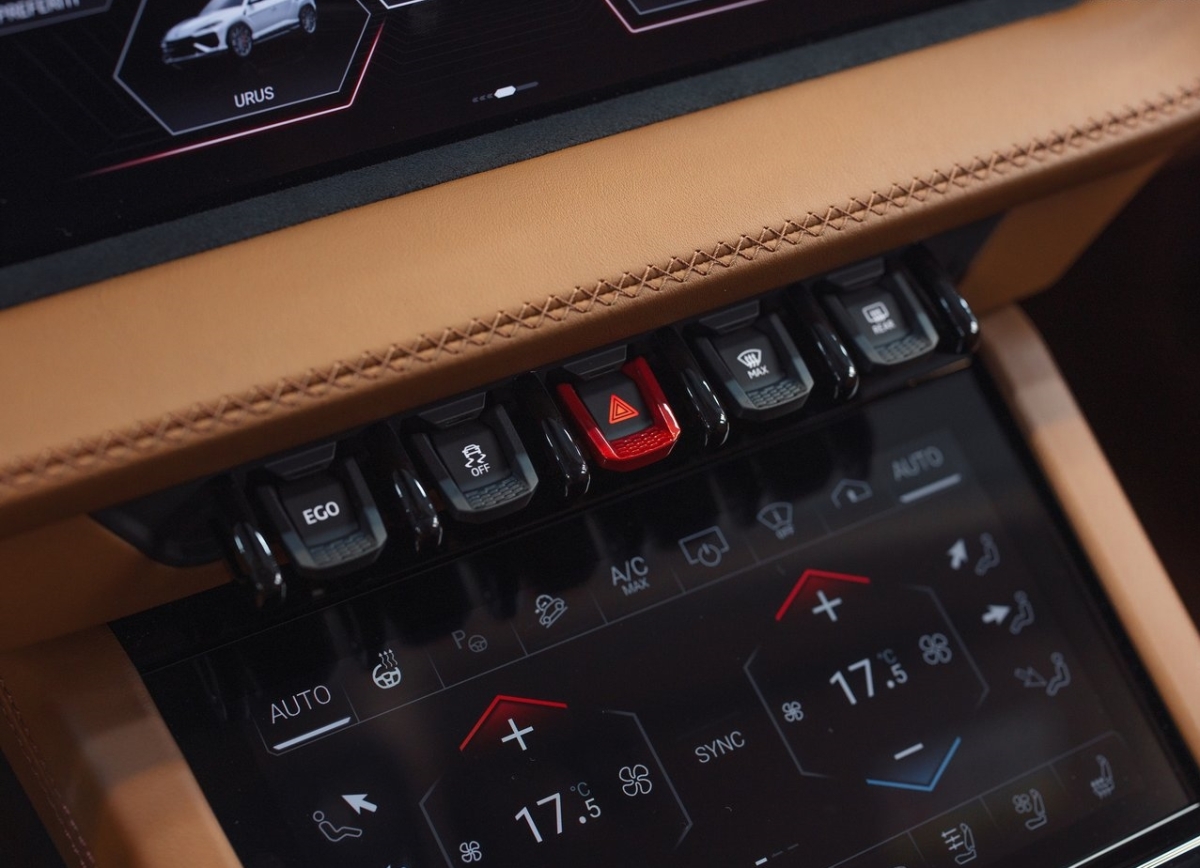 Lamborghini Urus SE 14