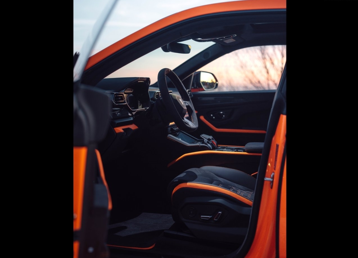 Lamborghini Urus SE 16