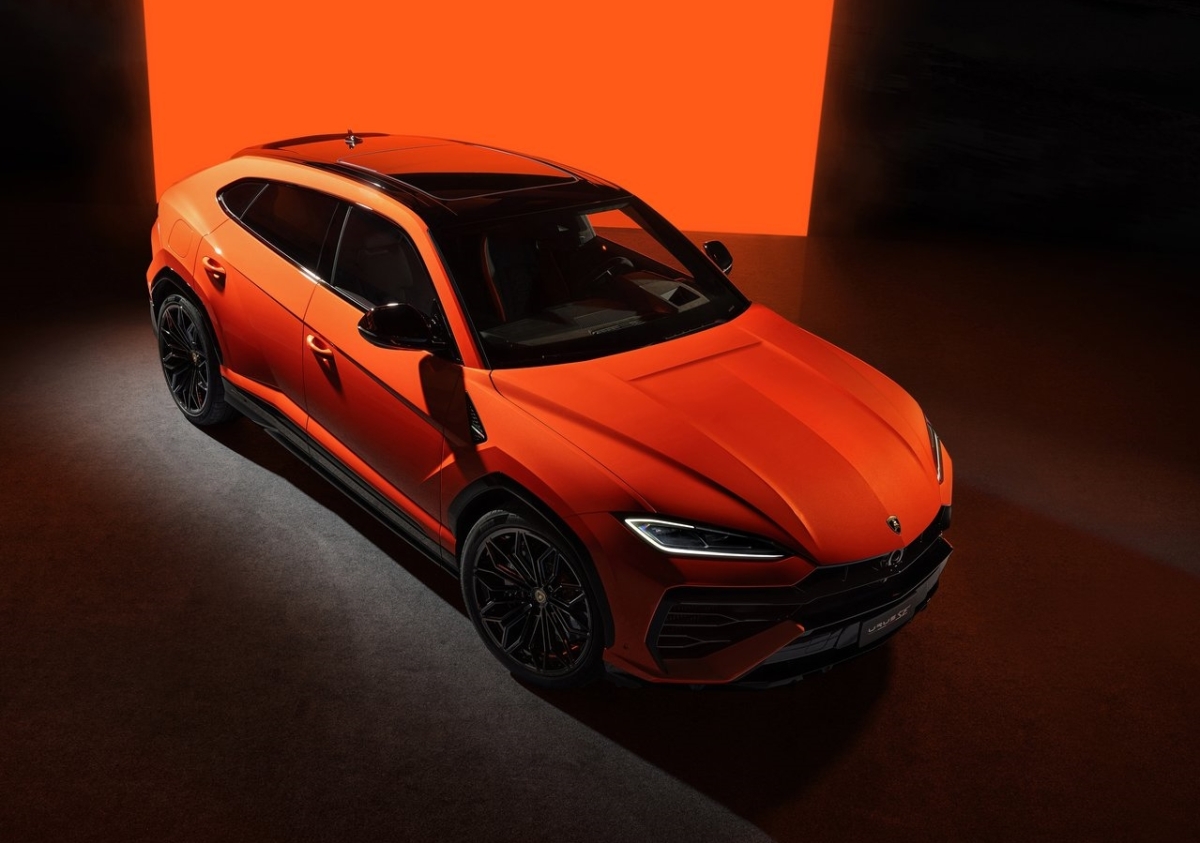 Lamborghini Urus SE 7