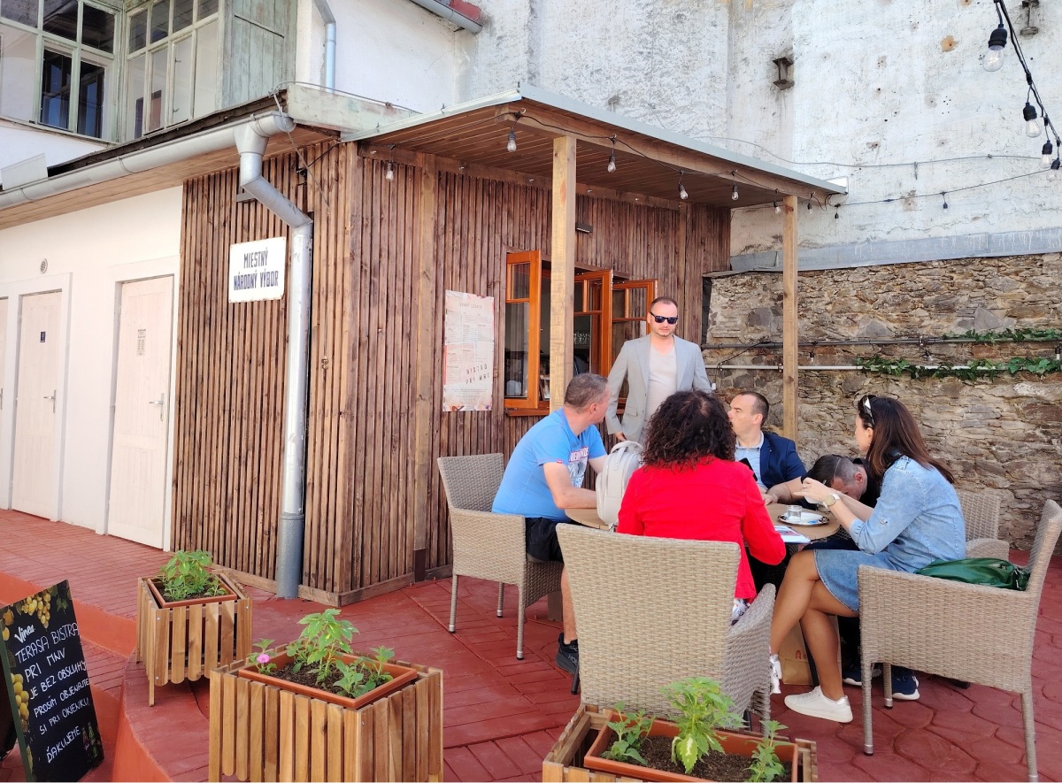 bistro, Nostalgia, Brezno