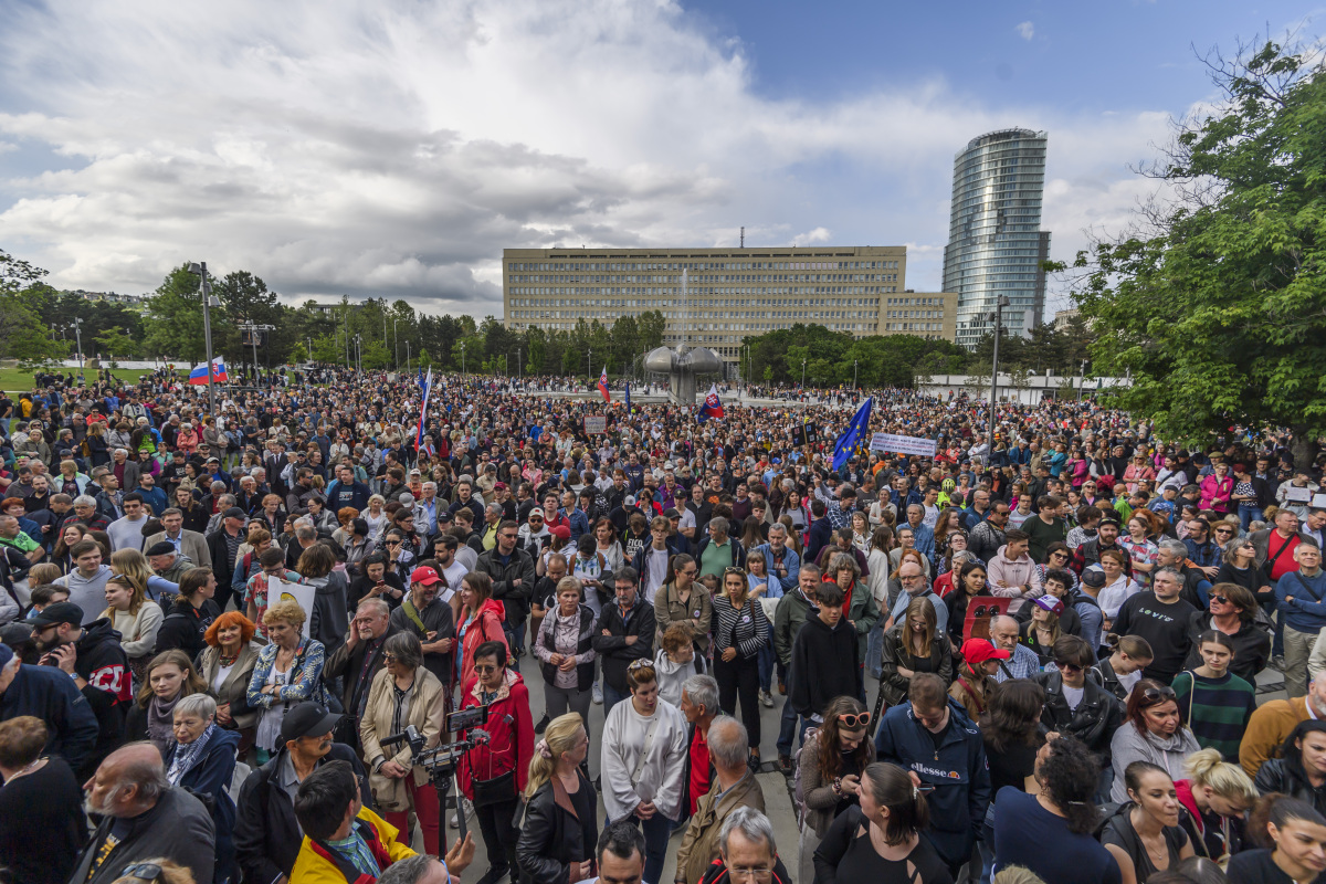 SR Bratislava PS protivládny protest BAX