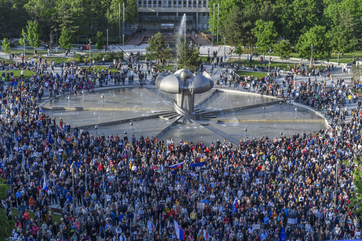 SR Bratislava PS protivládny protest BAX