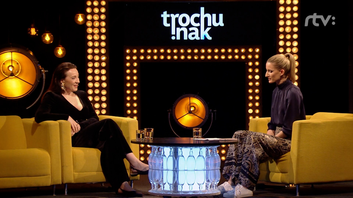 Trochu inak s Adelou, Katarína Koščová