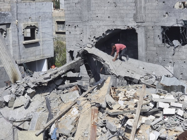 Rafah / Palestína / Bombardovanie / Sutiny /