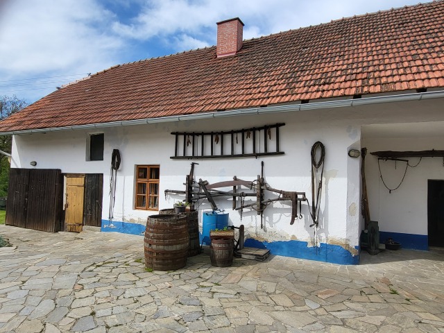 Slovácko, pamiatkový domček, múzeum, Březová