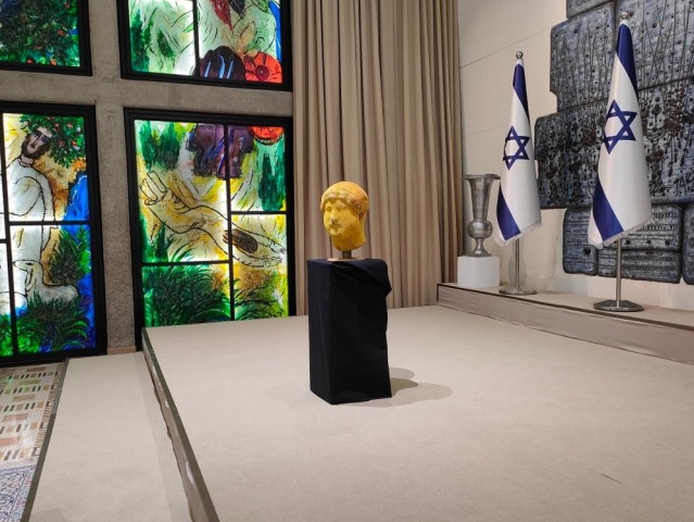 Výstava Vytvorené včelami