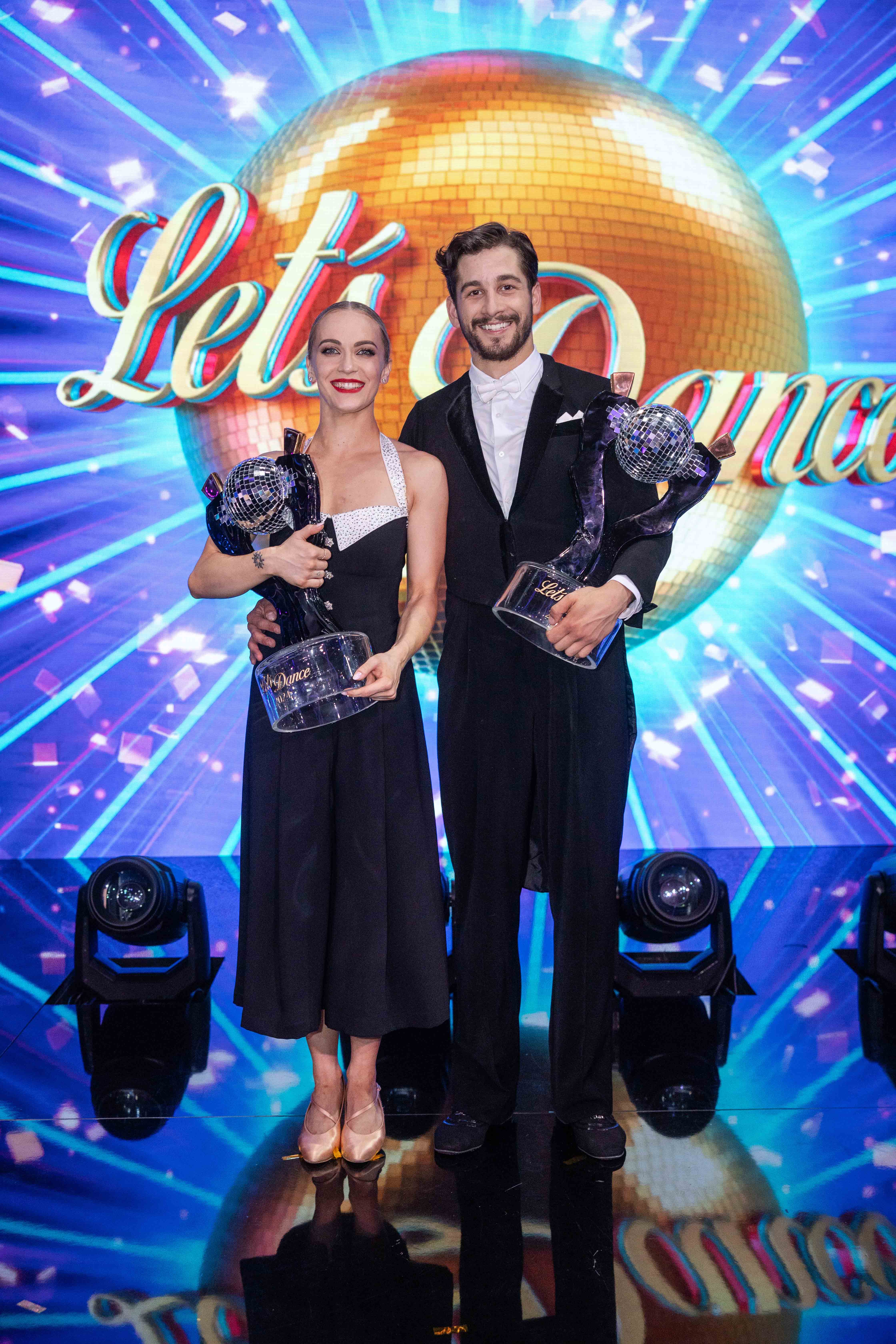 Jakub Jablonský a Eliška Lenčešová sa stali víťazmi 9. série Let's Dance.