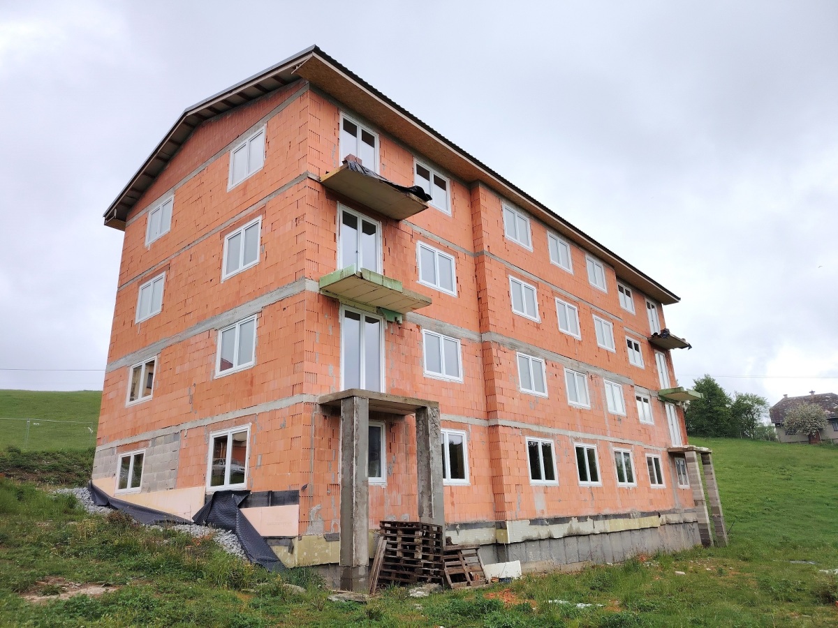 bytovka, Malatiná