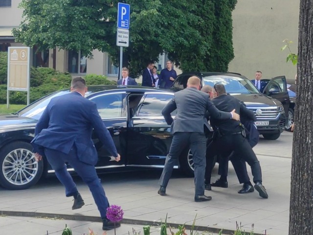 fico, handlová, atentát
