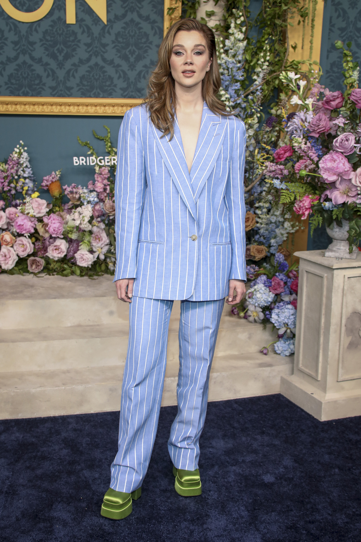 Herečka Claudia Jessie prišla v kreácii Stella McCartney. 