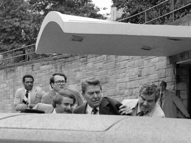 Obit Buell Pulitzers