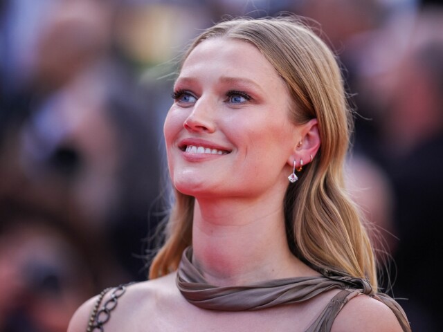 Toni Garrn